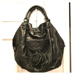 Super cute black leather Vince Camuto purse!